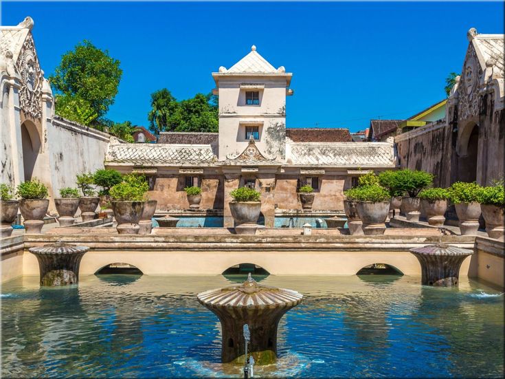 taman sari water palace, yogyakarta, indonesia jigsaw puzzle